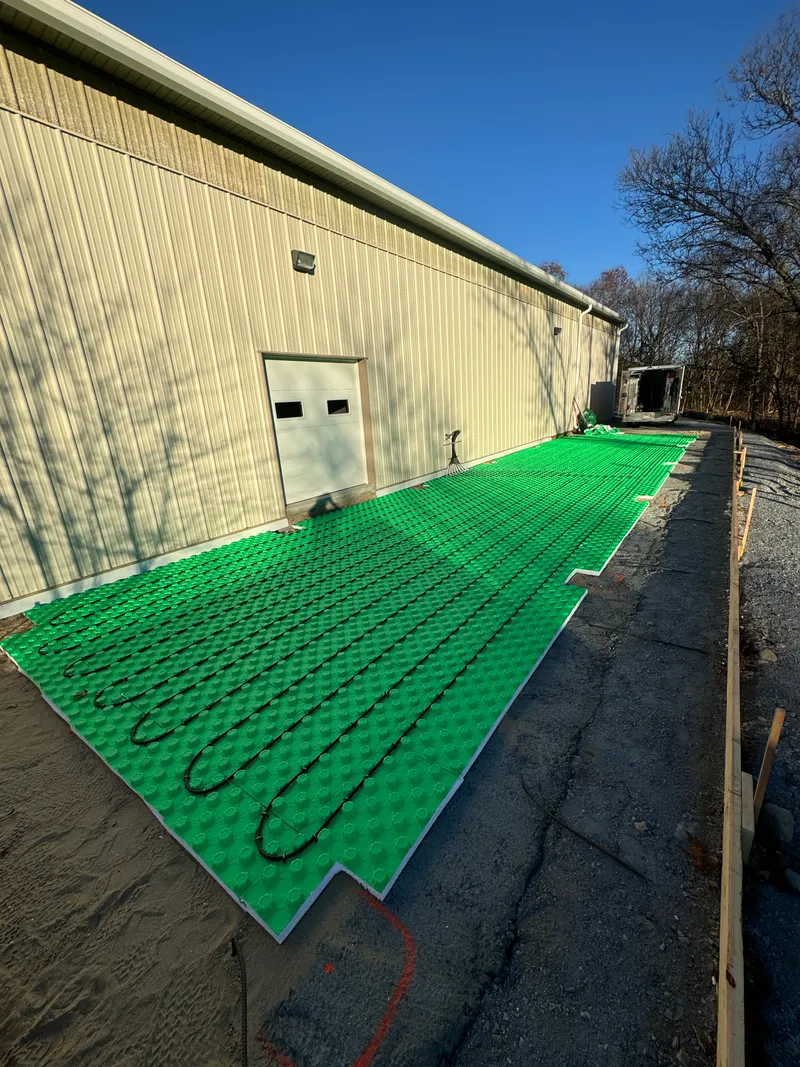 In-floor heating hydronics system